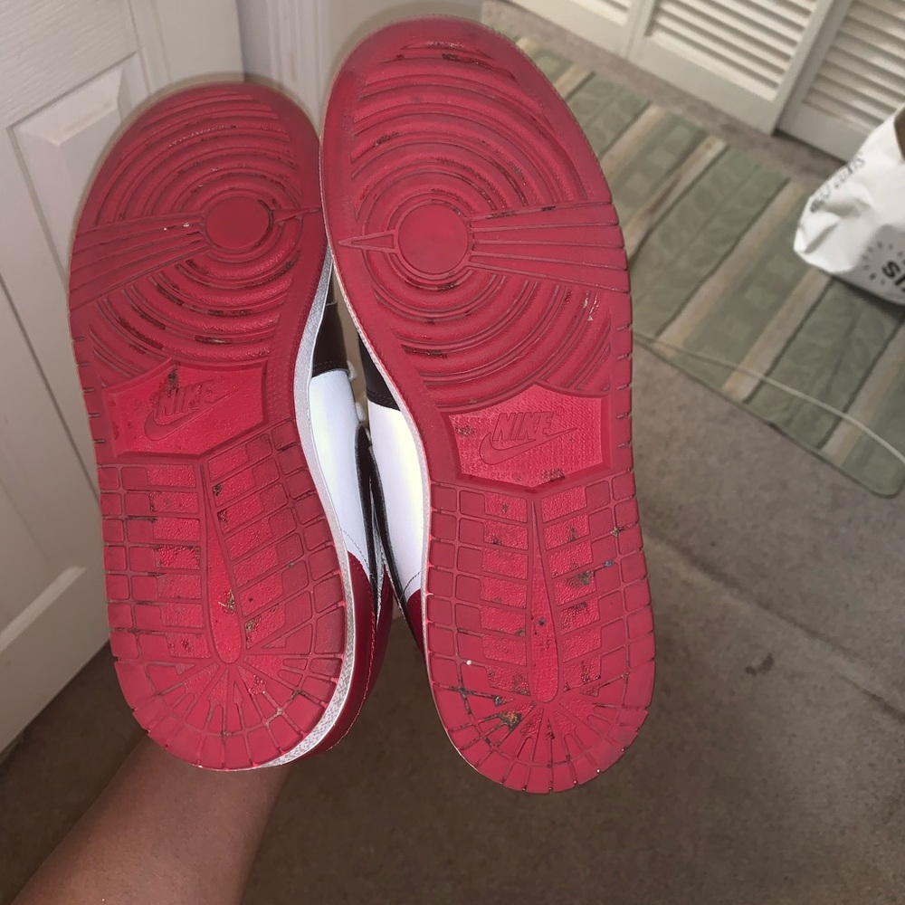 Soles - Picture 2 of 2